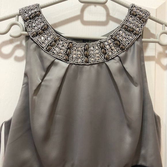 STUNNING FORMAL DRESS (prom/graduation/business event/dinner) - Picture 5 of 10